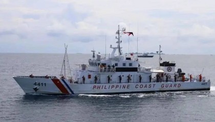 胜了！30小时无法前进一步，菲律宾两艘主力船撤离，仁爱礁破船进入最后时刻！