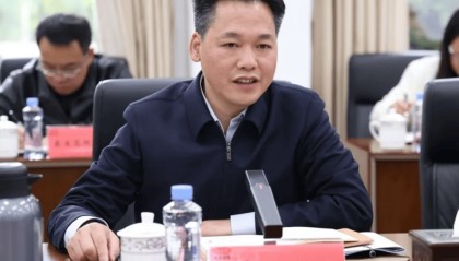 前任县委书记落马后，广西南丹3个月内再换县委书记