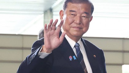 党内大佬集体施压后，石破茂终于决定在9月之前辞职