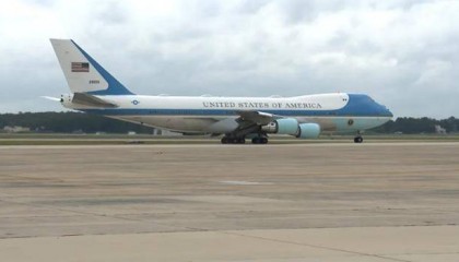 惊险！“空军一号”遭逼近，空管急了……