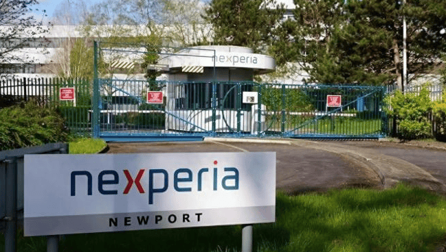 荷兰紧急对华服软,晚了!安世中国留下一封信,拒绝美元结算,欧盟紧急一通电话打往北京