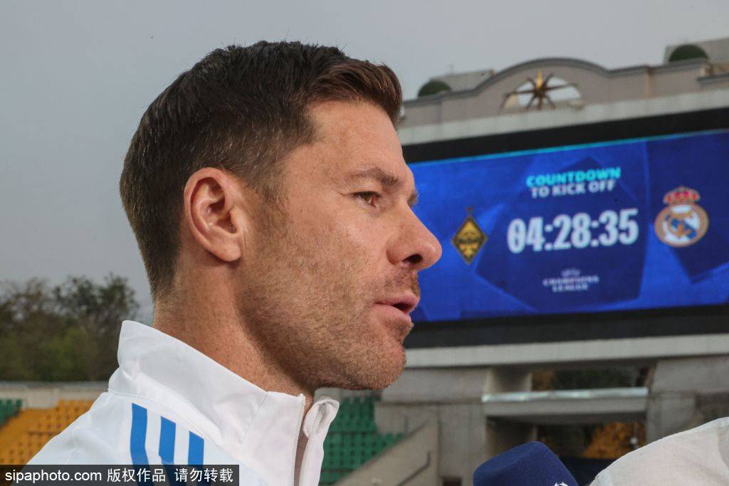 成都蓉城与海港的争冠之路:从失误到绝平,如何重塑争冠信心?