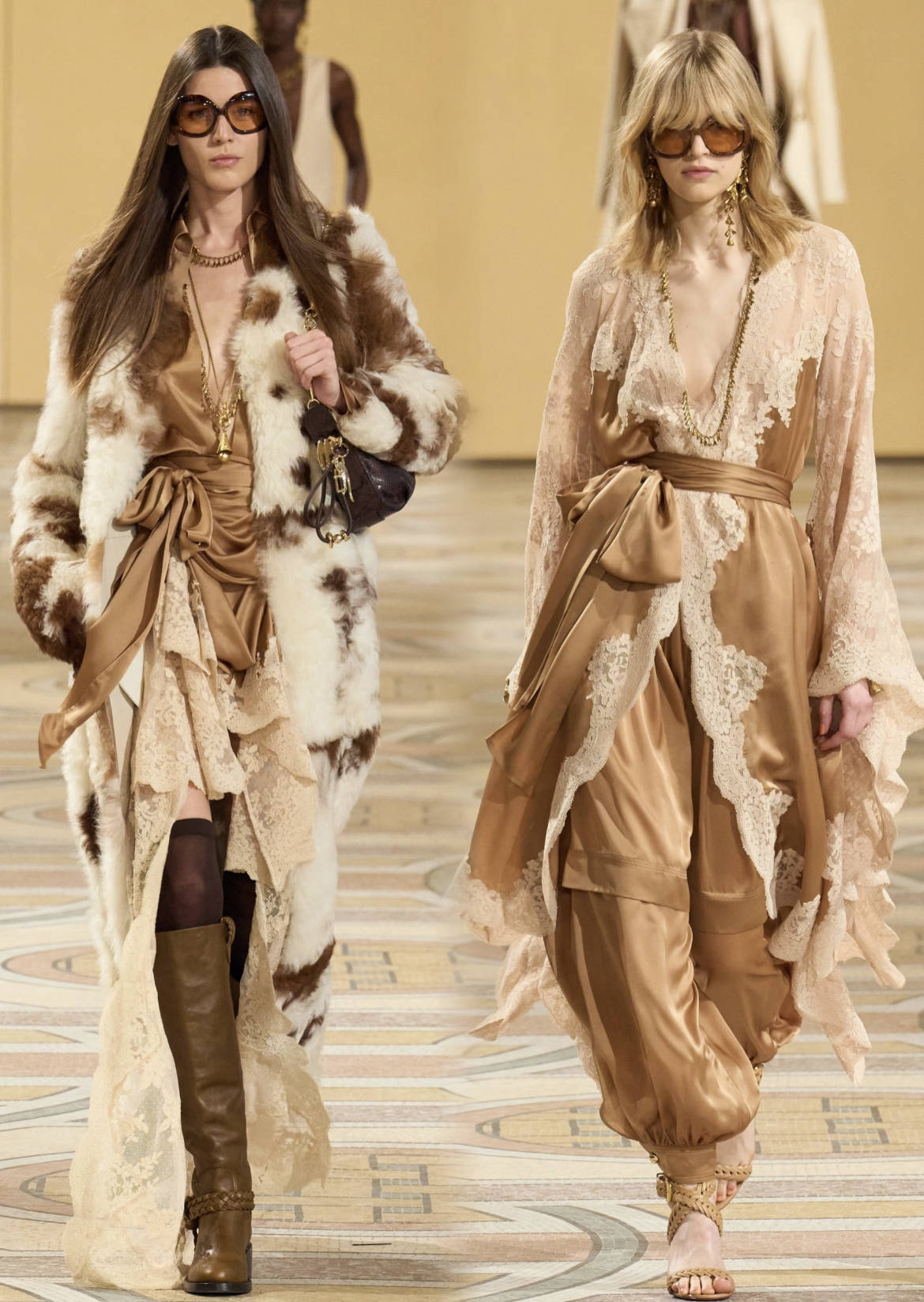 那英、孟子义、马思纯众星都爱穿的游牧风，从哪吹来的？