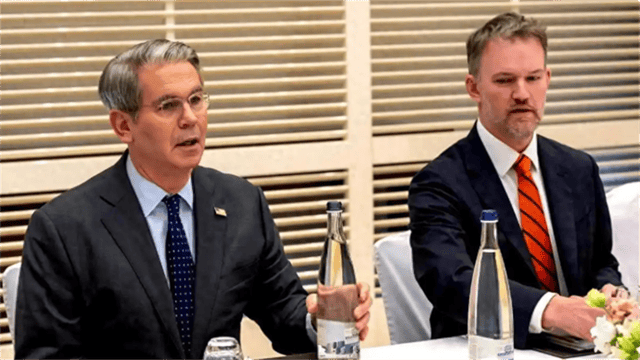 特朗普高兴太早了!中美才谈判完,泽连斯基就给他惹出大麻烦