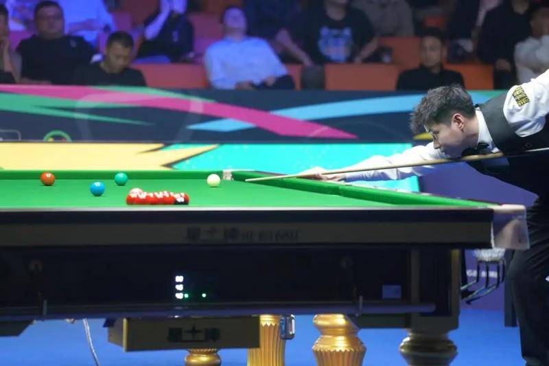 斯诺克国锦赛｜再演绝杀好戏 赵心童6比5力克塞尔比进四强