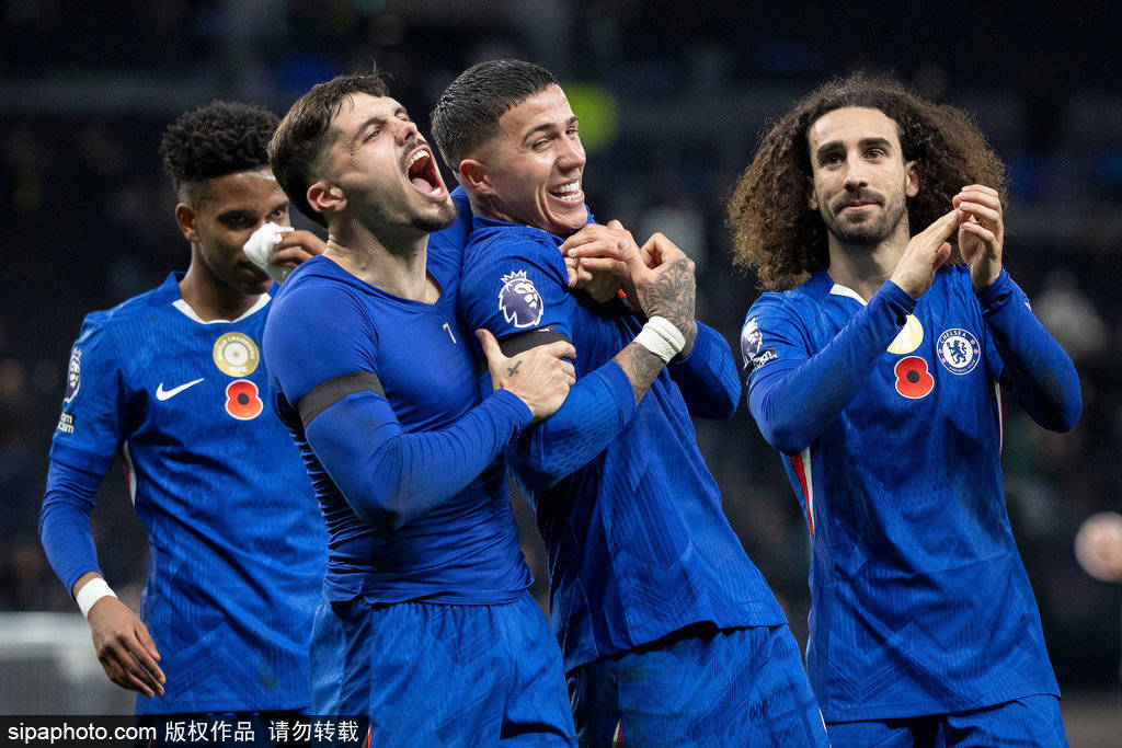 观战台:热刺战曼联+曼城火拼利物浦 拜仁冲击17连胜